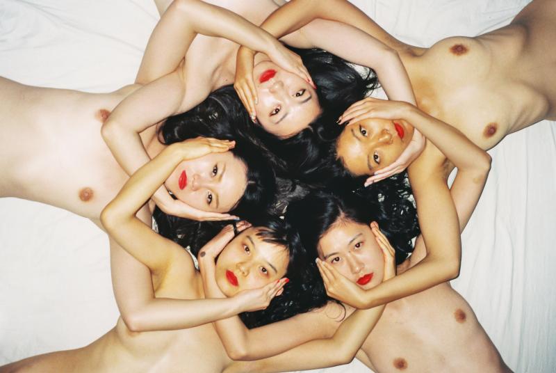 06 © Ren Hang