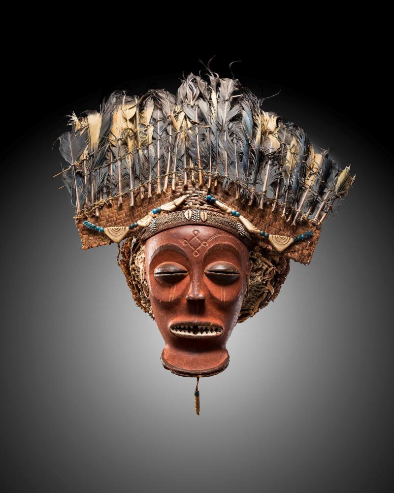 Cihongo mask with feather headdress, Galerie Bernard Dulon