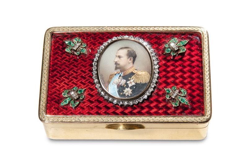 Lot 951 Fabergé – Geschenk-Tabatiere mit der Portraitminiatur Ferdinands I. Premiumpreis: 96.000 € (inkl. Aufgeld & MwSt.)