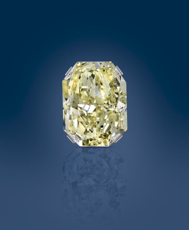 Fancy Light Brownish Yellow Natural Diamant Anhänger, 10,01 ct, € 60.000 - 80.000