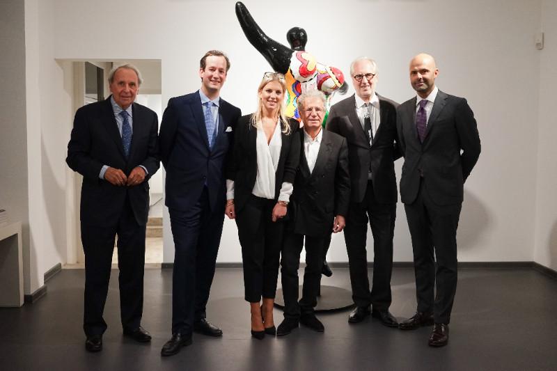 v.l.n.r.: Hervé Poulain (Ehrenpräsident von Artcurial), Moritz von der Heydte (Direktor Artcurial Deutschland), Vera Schneider (Artcurial Deutschland), Laurent Dessault (Artcurial Board), Martin Guesnet (Direktor Europa Artcurial), Fabien Naudan (Vize-Präsident Artcurial), (c) Clemens Fantur