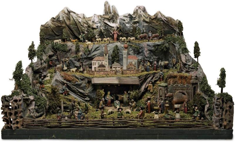 Weihnachtskrippe, Salzburger Land, 19. Jh., Krippenberg aus Holz, Leinen u.a., die Figuren Holz, geschnitzt, bemalt, 59 x 97 x 46 cm, Schätzpreis 2500 Euro