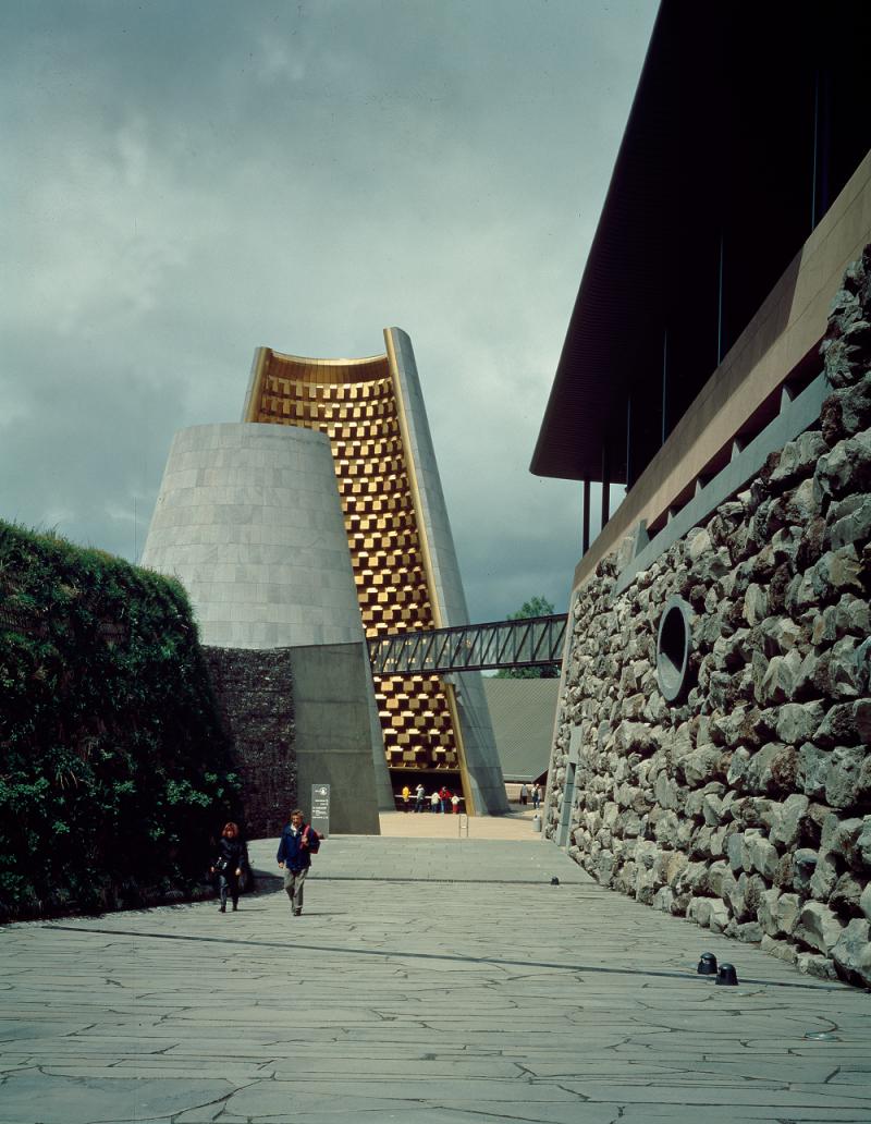 Hans Hollein, Vulcania, St.-Ours-les-Roches (FR), 2002 Copyright: Az W Sammlung