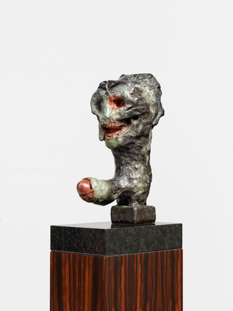 Jonathan Meese Soldier of Fortune "Toni" (Milk) 2003, Bronze, grün-schwarz  und rot patiniert | 39 x 17 x 26cm Ergebnis: 28.457 Euro