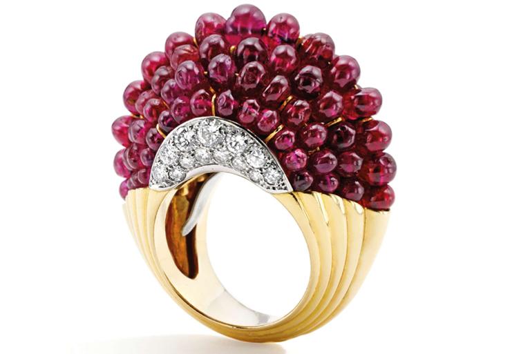 Siegelson Boule ring edit Claire