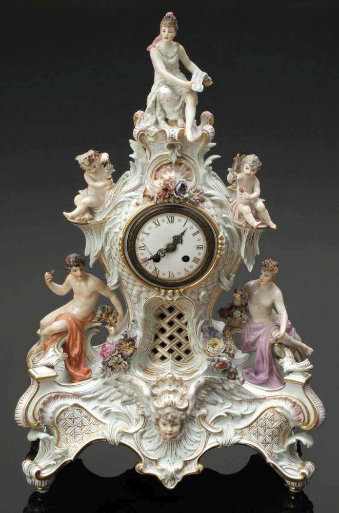 Pendule Triumph der Juno Königliche und Staatliche Porzellan Manufaktur, Meissen 1850-1924. Porzellan, weiß, glasiert. Zuschlagspreis:	6.500 EUR