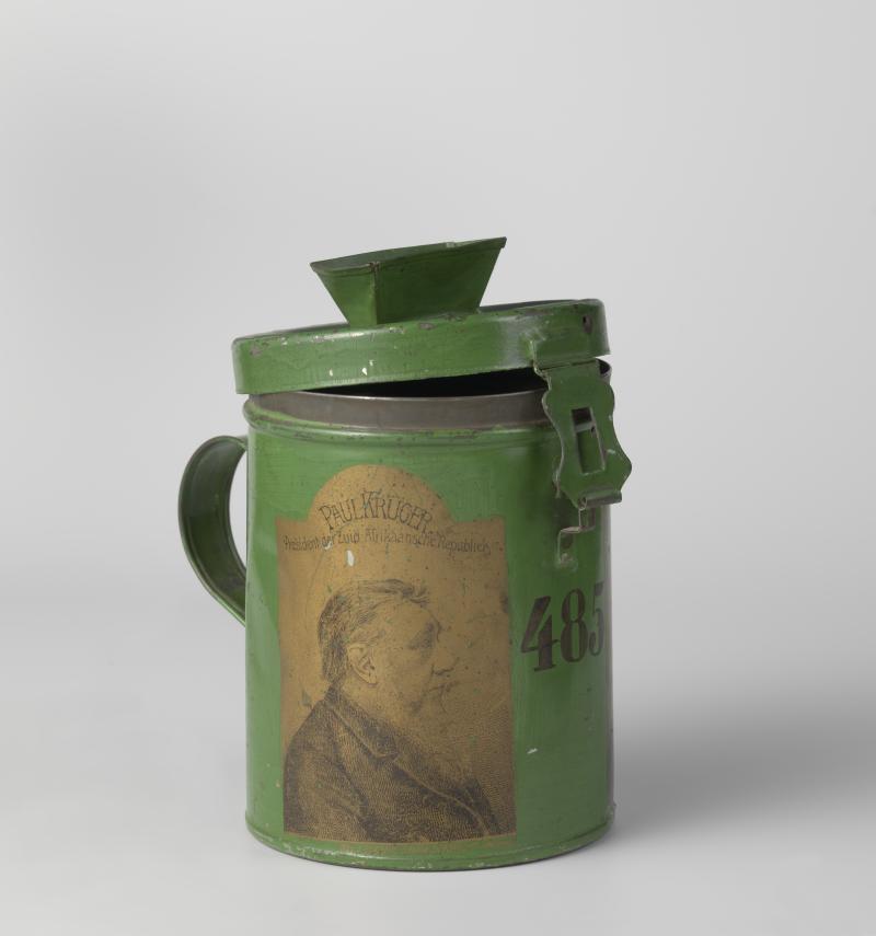 Anonymous, Collection tin with portraits of Paul Kruger and Martinus Steyn, 1899-1902. Rijksmuseum, Amsterdam