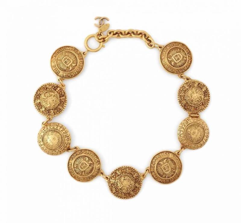 Medaillencollier "Rue Cambon" von Chanel, 1982, Schätzpreis:	250 - 300 EUR