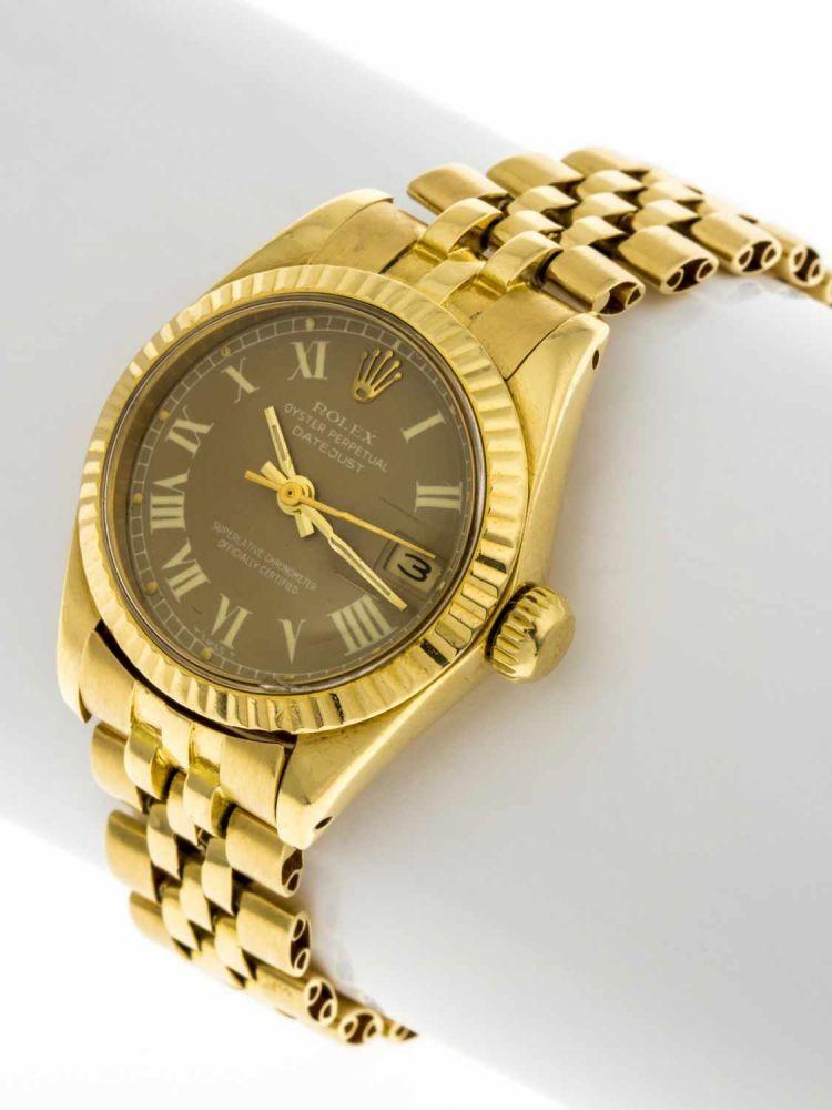 Klassische Rolex-Damenarmbanduhr Oyster Datejust. Aufrufpreis:	1.800 EUR