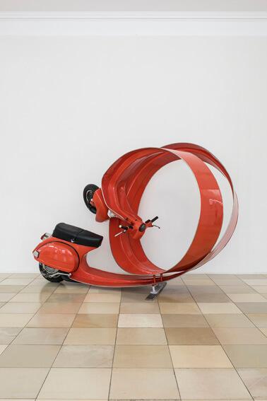 Stefan Rohrer, Vespa, 2007 © Museum Art.Plus