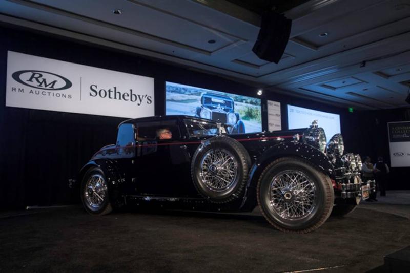 Lot 163 - 1936 Lancia Astura Cabriolet Series III "Tipo Bocca" (Chassis 33-5313)  $2,145,000