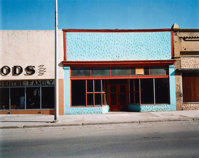 Win Wenders, Untitled, from the series „Written in the West“, New Mexico, 1983, © Wim Wenders, courtesy Ostlicht, Galerie für Fotografie  Win Wenders Untitled, from the series „Written in the West“, New Mexico, 1983 © Wim Wenders Courtesy Ostlicht, Galerie für Fotografie