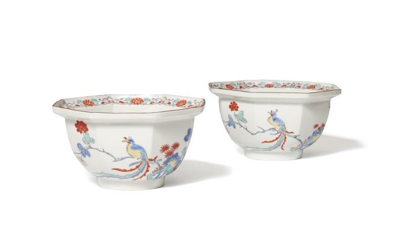 Lot 321 Ein seltenes Paar oktogonaler Kakiemon-Schalen mit Phönixdekor Japan, um 1700 Porzellan, D 18 cm, H 10,2 cm Prov.: Sammlung der Markgrafen von Baden, Baden-Baden Schätzpreis: € 20.000 – 30.000,-