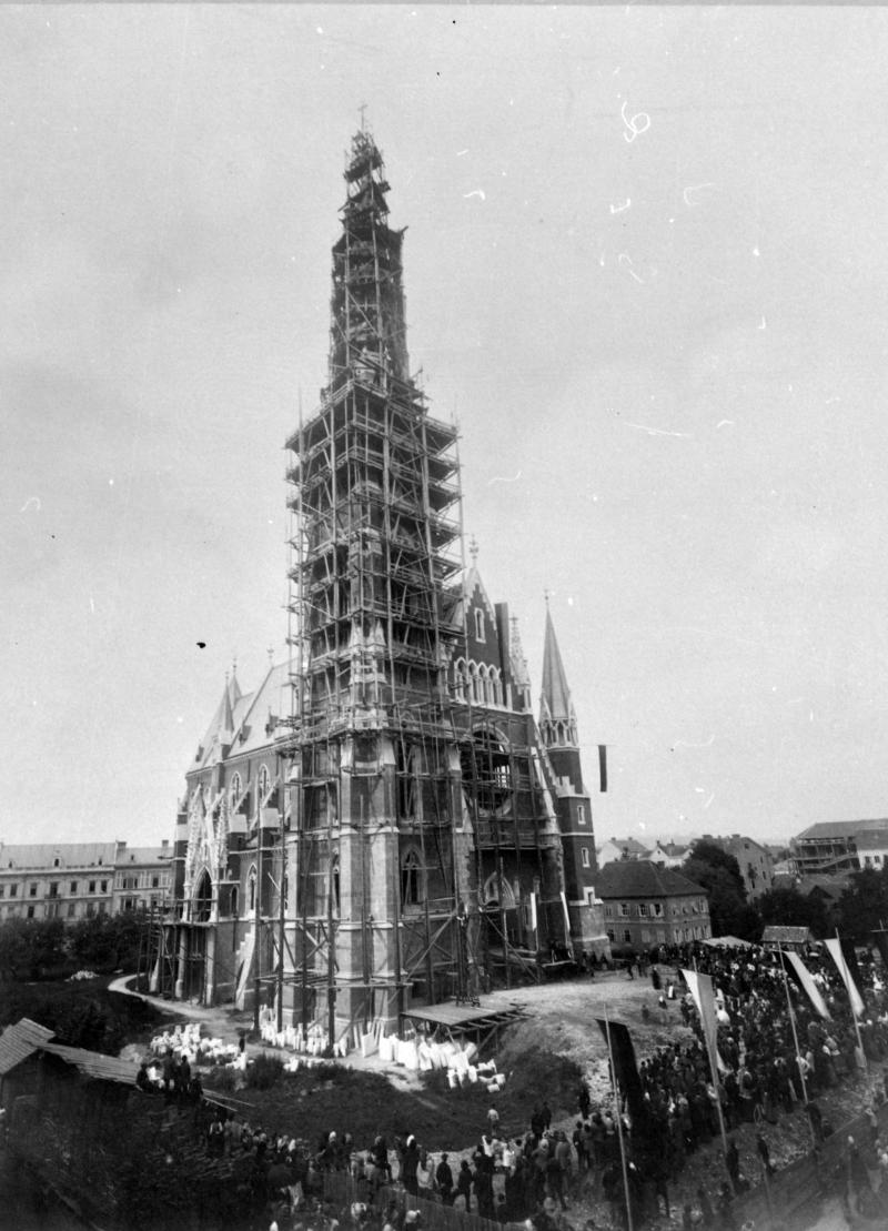 Bau der Herz-Jesu-Kirche, Fotograf: Leopold Bude, 1887, Universalmuseum Joanneum/Multimediale Sammlungen