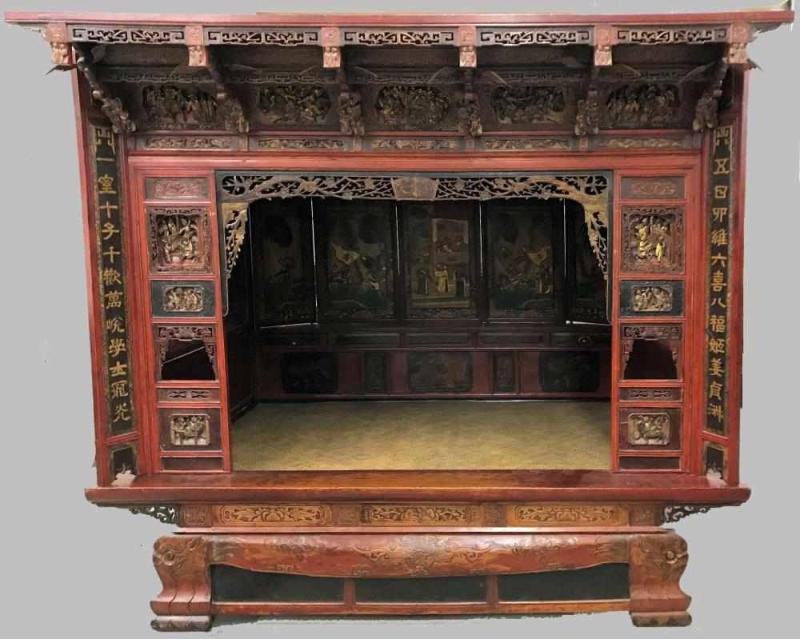 Museales Hochzeitsbett der Qing-Zeit, China 19. Jh. Vollständiges Schrankbett, Aufrufpreis:	3.800 EUR Schätzpreis:	7.000 - 8.000 EUR