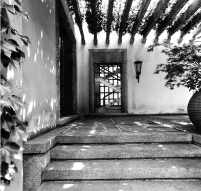 Exterior view, Villa Borsani, photograph by Elio Luxardo, c 1945