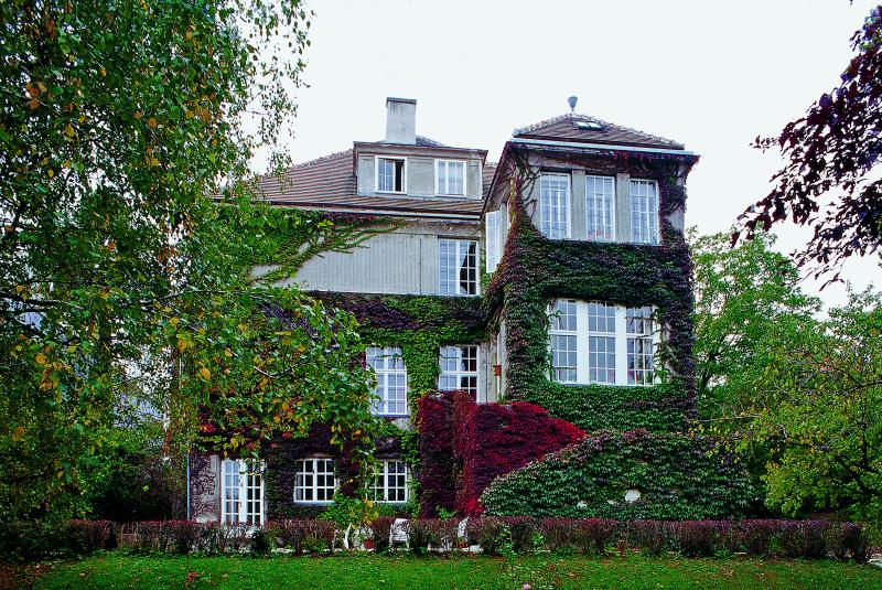 Villa Dr. Edmund Bernatzik, Blick vom Garten, Josef Hoffmann © Walter Zednicek