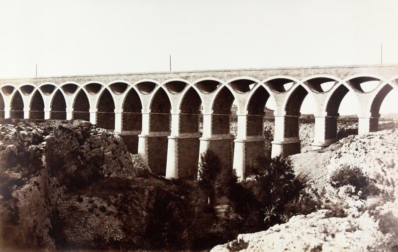 Édouard Baldus Roquefavour Albuminabzug, aus dem Album: Chemins de fer de Paris à Lyon et à la Méditerranée, 1861–1863