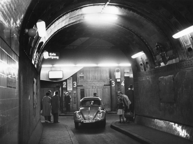 Der Alte Elbtunnel anno 1960, Foto Horst Janke, Museum der Arbeit