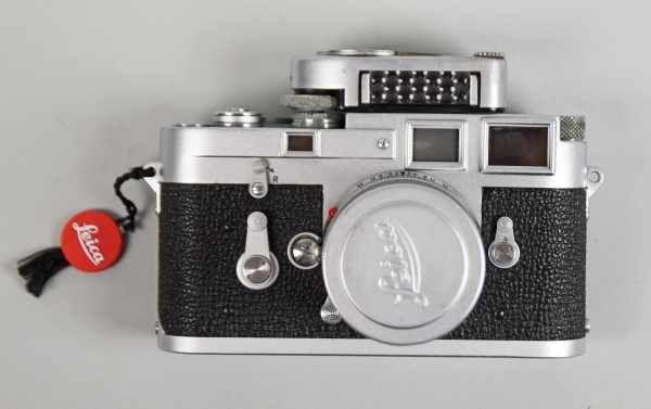 LEICA FOTOAPPARAT Typ M3, Nr.853570, BJ 1956, Objektiv Summarit, 1:1,5/50, O.Nr. 1430758, 1956  Mindestpreis:	700 EUR