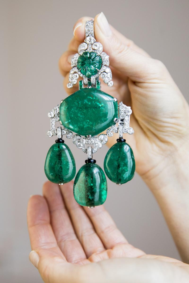 Colombian emerald and diamond pendant-brooch combination, Cartier, 1927 - Model -Magnificent Jewels and Noble Jewels Sotheby's Geneva 13 nov 2019