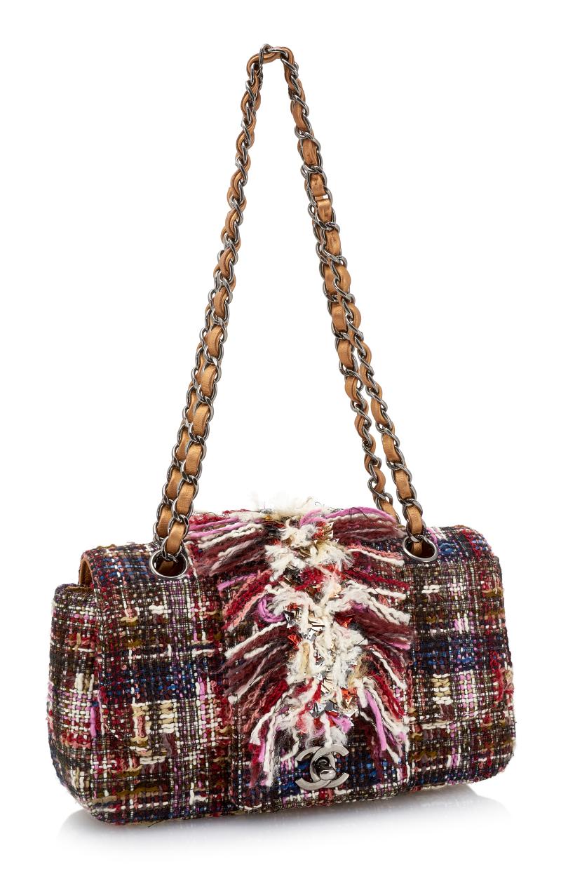 Multicolour fringe fabric bag (€500 – 1,000)