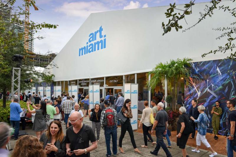 (c) artmiami.com