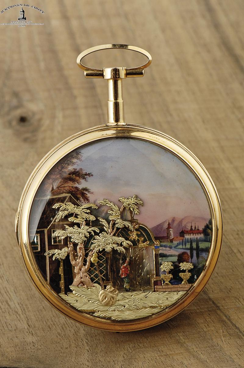 Katalog Nr. 426 Du Bois et Fils, Le Locle/Genf zugeschrieben, 59 mm, 143 g, circa 1790  Einzigartige, museale, doppelseitige Goldemail Taschenuhr mit Musikspielwerk und zwei Automaten für den chinesischen Markt "Der Wandersmann mit seinem tanzendem Hund" - mit zeitgenössischem Uhrenschlüssel Schätzpreis  50.000 - 70.000 €