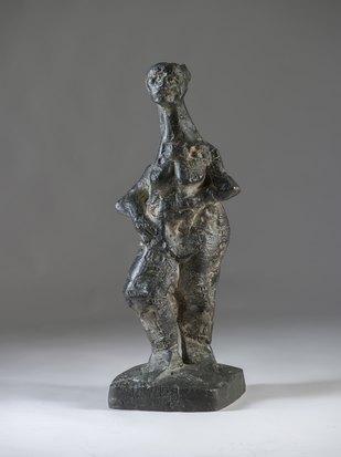 Josef Kostner „Esporsi“, 1986, Bronze, H: 82 cm, signiert und datiert Foto: Galerie Maier