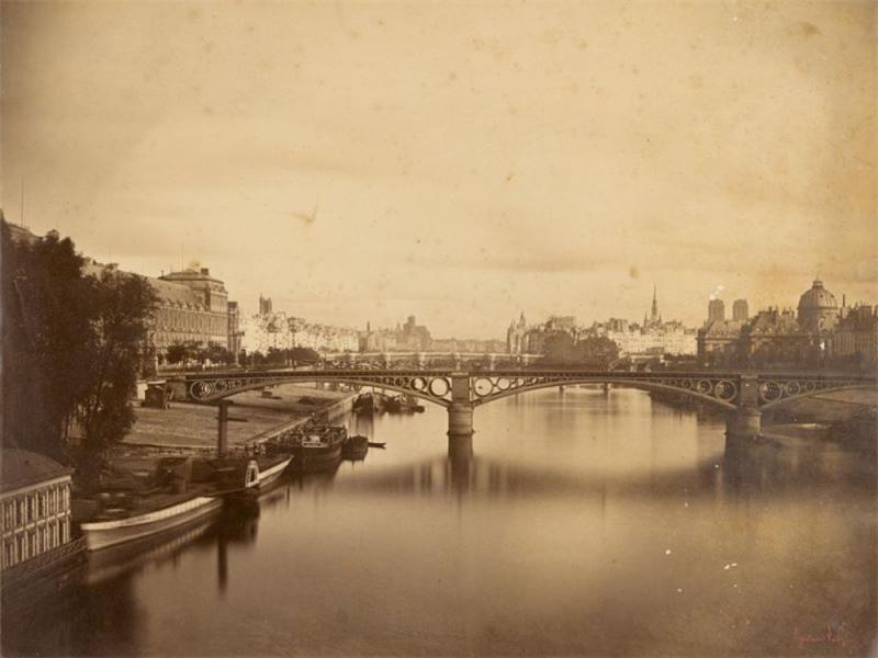 Gustave Le Gray (Villiers-le-Bel 1820 – 1884 Kairo) Pont du Carrousel, vue du Pont Royal, Paris. Um 1859 Schätzpreis:	10.000 - 15.000 EUR