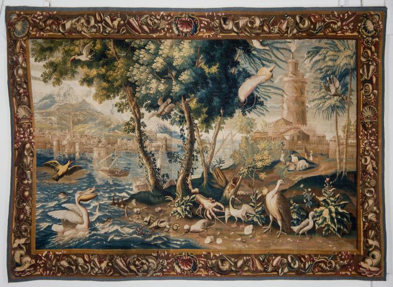 Tapisserie mit Küstenlandschaft, Schiffen und Seevögeln Frankreich, 18. Jahrhundert  © Bayerisches Nationalmuseum Foto Walter Haberland