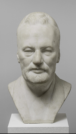 Georg Römer (1868–1922) Bildnis Albert Martin Wolffson (1847-1913), vor 1916 Marmor, 45 x 28,5 x 27,5 © Hamburger Kunsthalle / bpk Foto: Christoph Irrgang