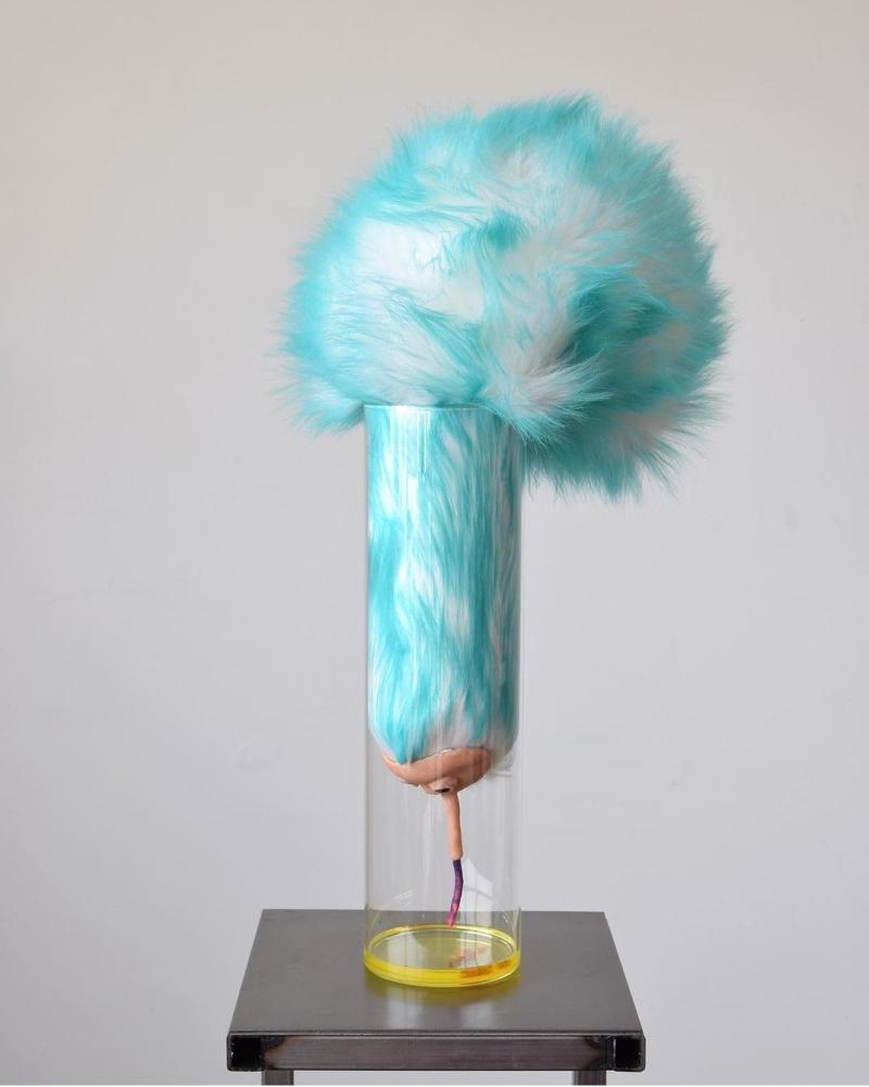 Kenji Lim, Hummysuckle, 2022, Mixed Media, 47 x 19 x 27 cm