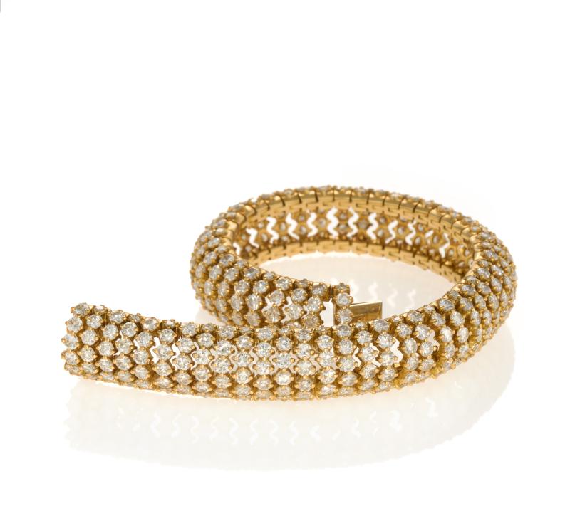 Meister Diamant-Armband 750/- Gelbgold | 377 Brillanten zus. ca. 22,6 Karat Taxe: € 14.000 – 18.000