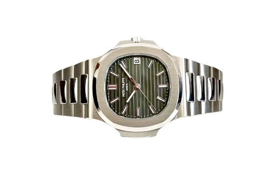 Lot no. 81 Patek Philippe Nautilus Jumbo Olive Green estimated 350.000—500.000 €