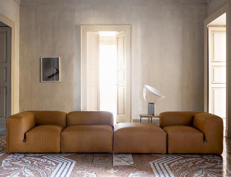 Bellini's 1972 masterpiece, the Le Mura sofa