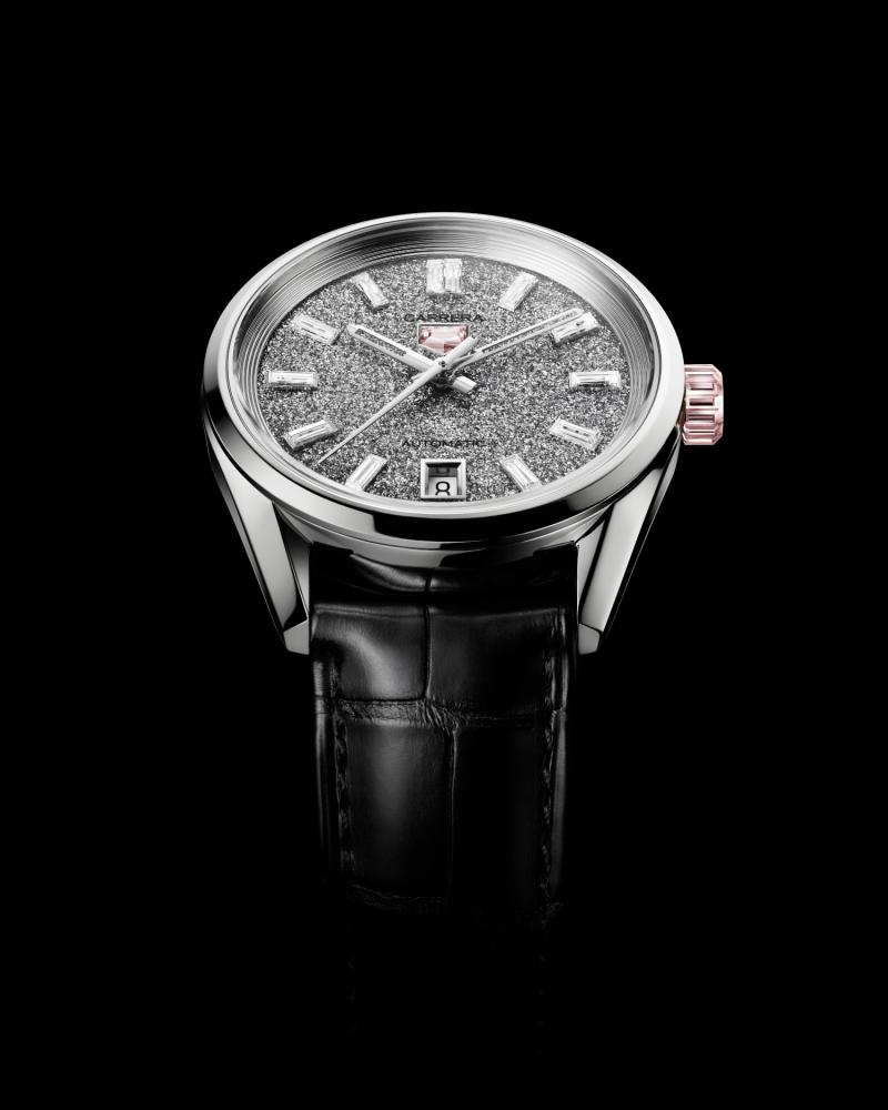 TAG Heuer Carrera Plasma 36 mm, featuring 1.4 carats of colored Diamant d’Avant-Garde