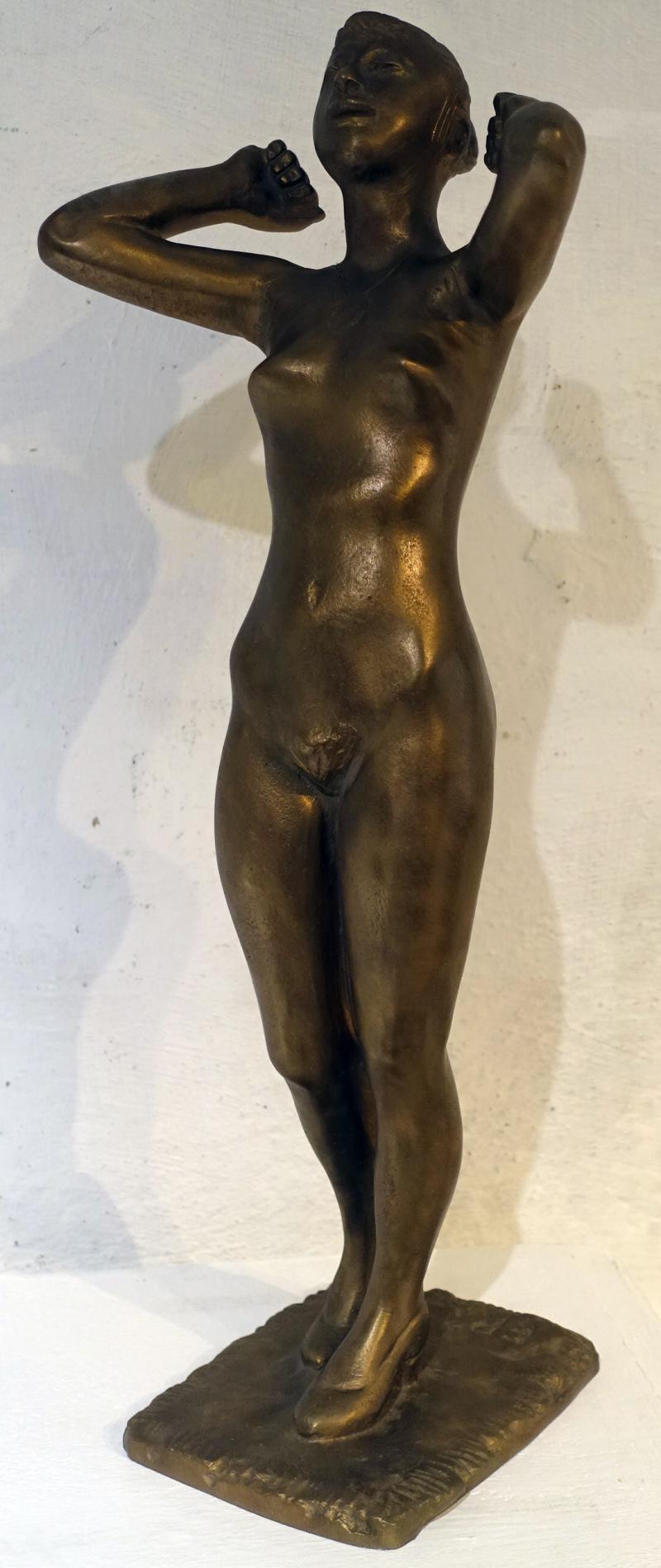 Erich Ruprecht, "Akt mit erhobenen Armen", Bronzeplastik, 1990, 48 x 12 x 15.2 cm