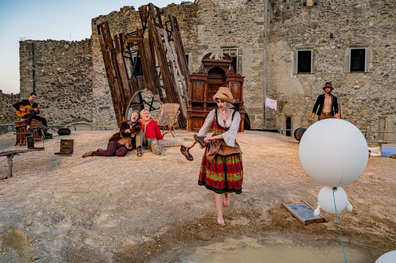 Träum, dann bist du Tobias Faulhammer, Lukas Spisser, Gregor Seberg, Clara Montocchio, Max Konrad, Foto © Lalo Jodlbauer