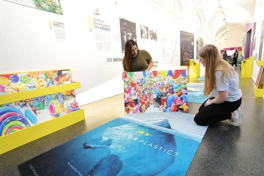 Eine Ausstellung über ein brisantes Thema, das alle angeht, Foto: Universalmuseum Joanneum/J.J. Kucek