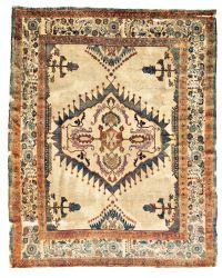 Silk Heriz 174 x 141 cm (5' 9" x 4' 8") Persia, second half 19th century Starting bid: € 1,000