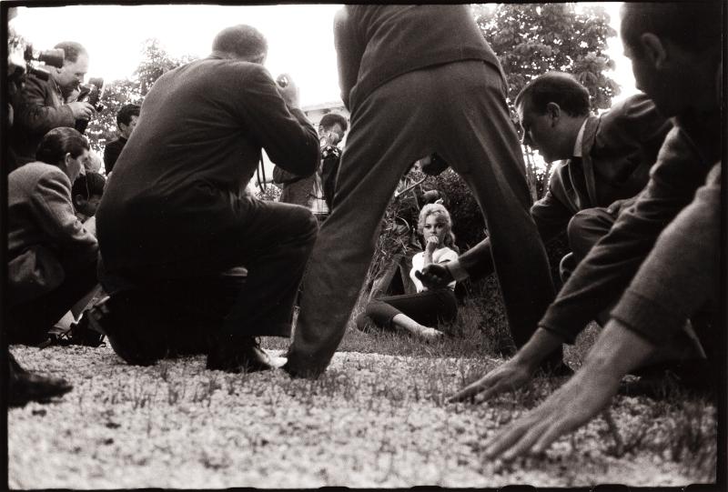 Anonym Brigitte Bardot Cannes 1957 Courtesy Fotosammlung OstLicht