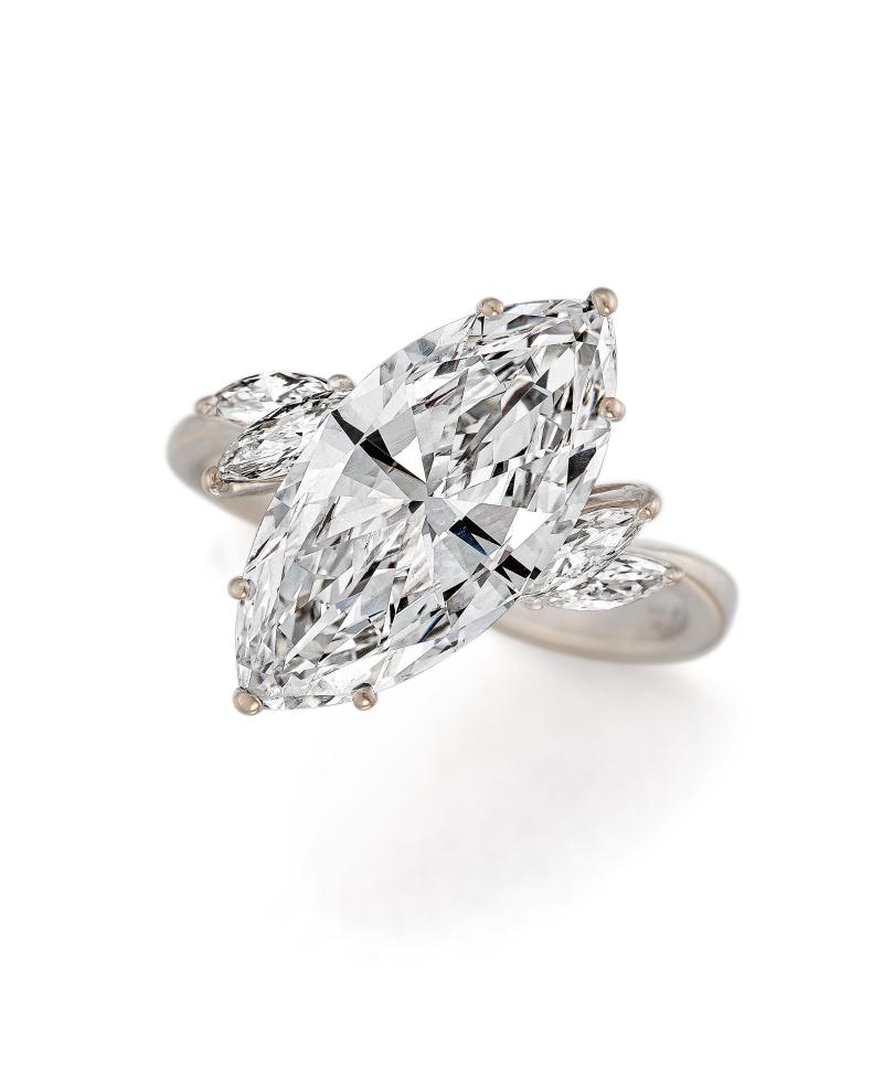 Solitaire-Ring 1 Diamant im Navette-Schliff 4,07 Karat | E/VS1 Ergebnis: € 70.000