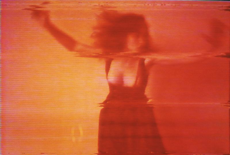 Pipilotti Rist (*1962, CH) I’m Not the girl who Misses Much, 1986,  1-Kanal-Video, Farbe, Ton,  5 Min. 2 Sek. (Videostandbild),  Sammlung Goetz, Medienkunst, München  © VG Bild-Kunst, Bonn 2023. Courtesy the artist, Hauser & Wirth und Luhring Augustine