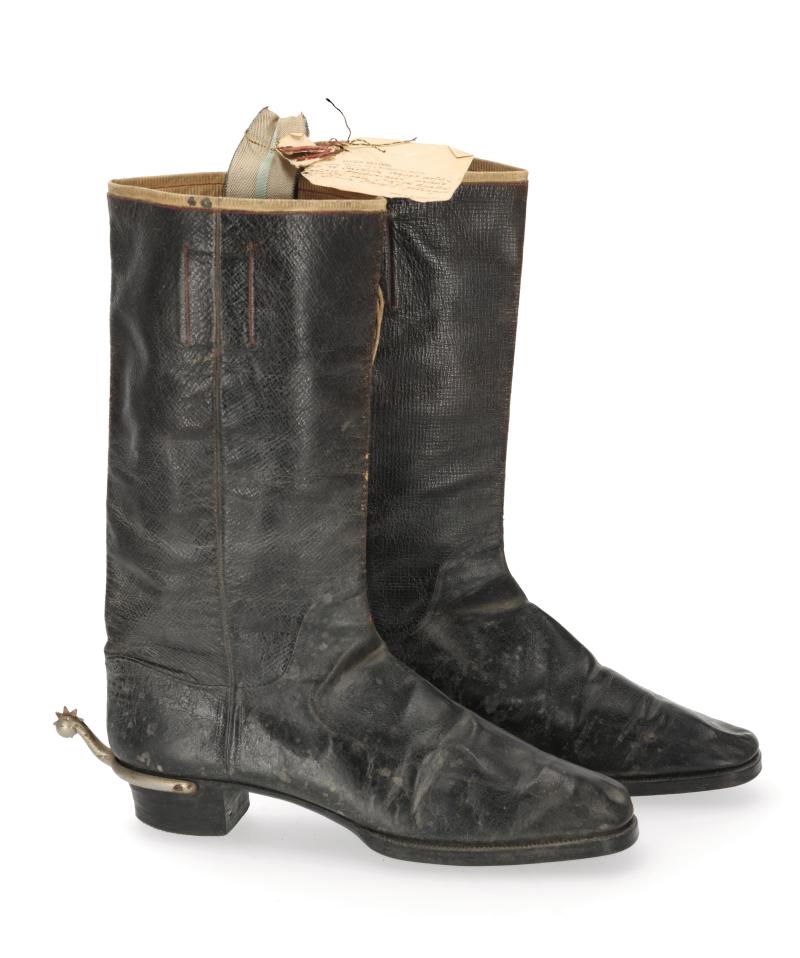 Kaiser Franz Joseph I.: Paar persönliche Halbstiefel aus Leder Schuhgröße ca. 41 Schätzwert € 4.000 – 8.000