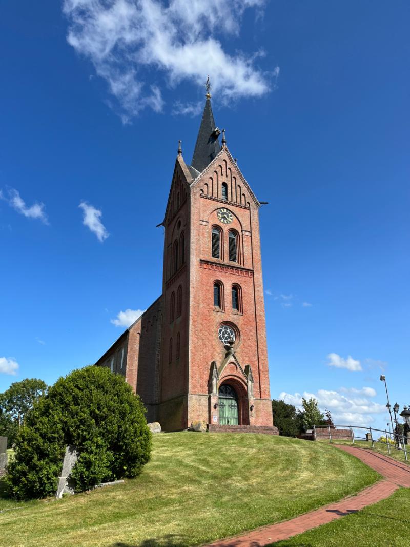 Bonifatiuskirche in Großheide-Arle * Foto: Christiane Rolffs