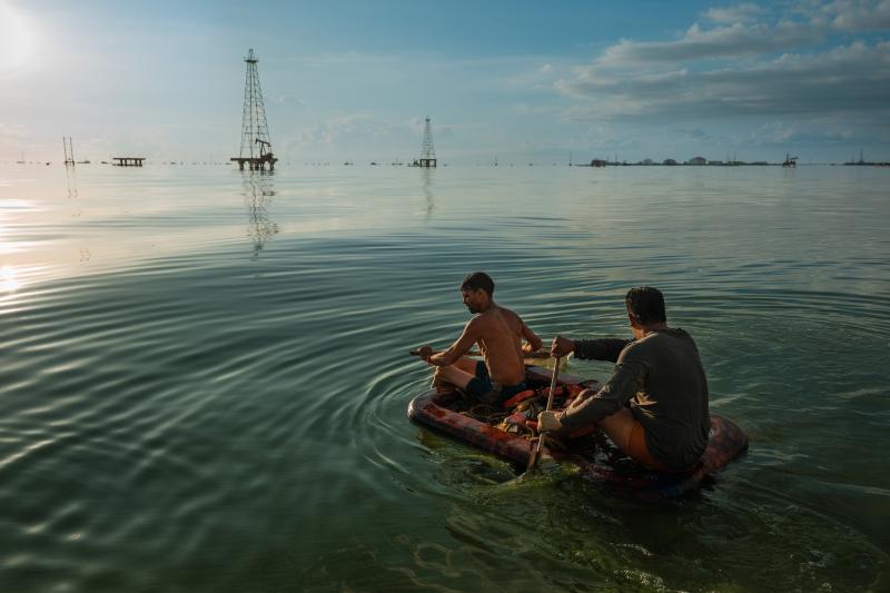 World Press Photo 2024, South America, Stories, Red Skies, Green Waters, Adriana Loureiro Fernandez, for The New York Times (2)