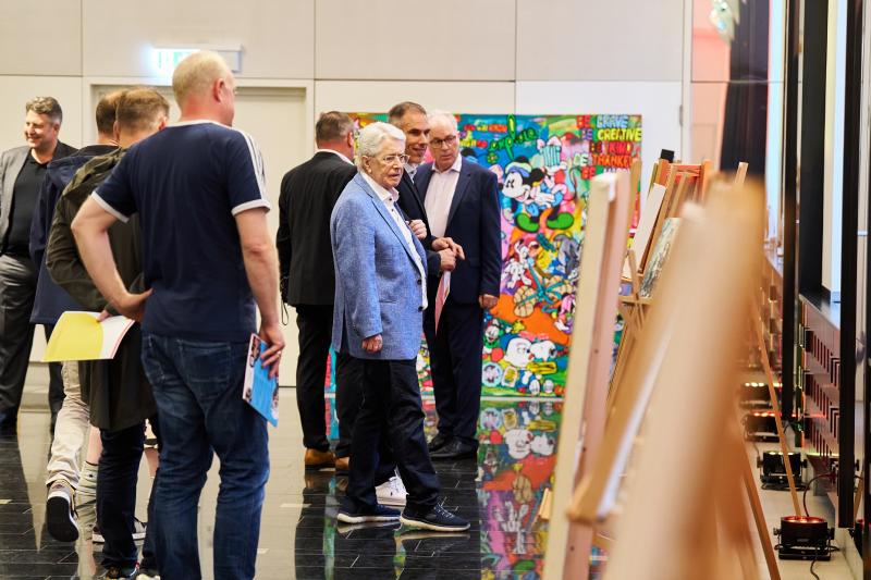 Frank Elstner besucht die 1. Benefizauktion der Freunde und Förderer der art KARLSRUHE Credit: Lars Behrendt